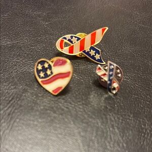 Patriotic Flag Pins Set Avon